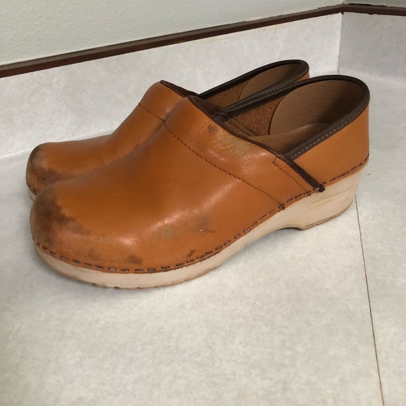 Dansko clog size 37 - Picture 4 of 5